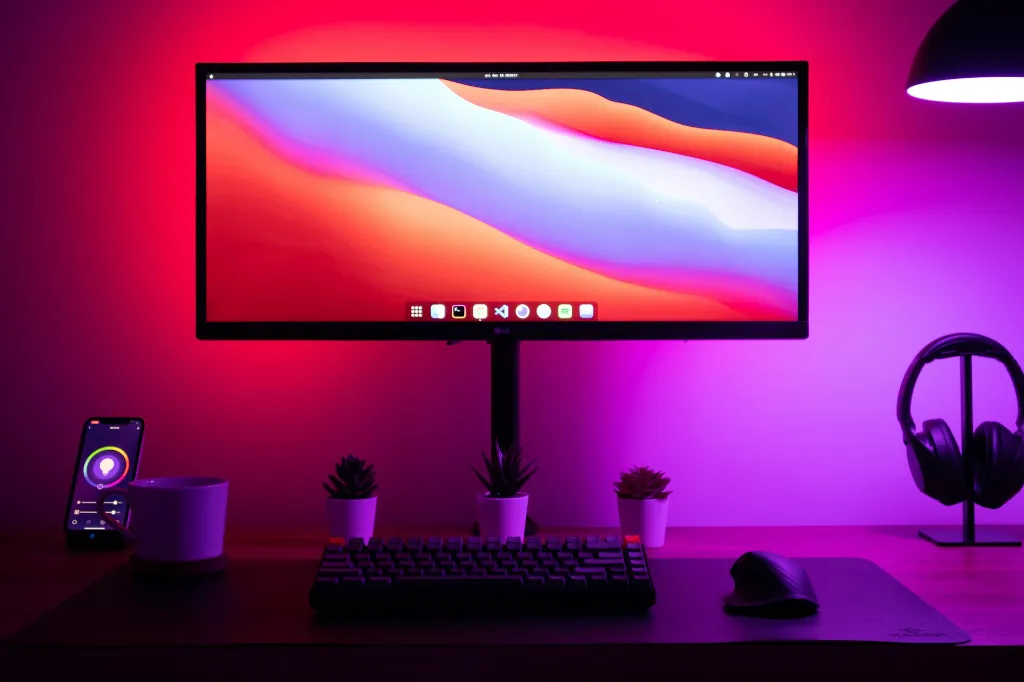 unsplash_AzHPen-cymc_Linux.jpg.jpg.webp